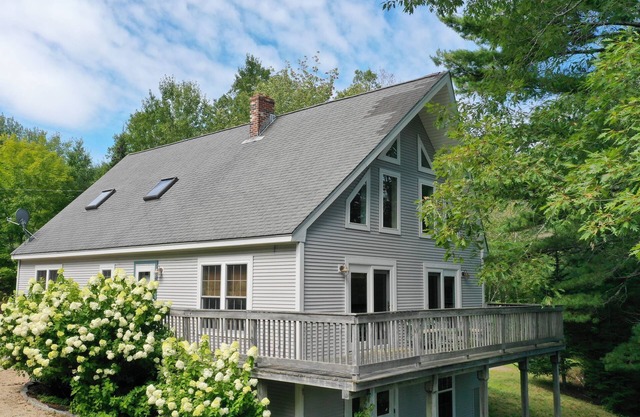 Coveside -3 bed 2 bath Oceanview in Surry, Maine near Acadia Natl Park