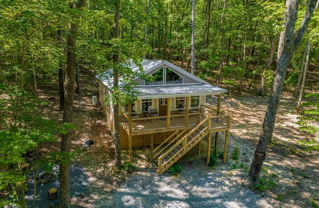 Coyote Cabin at Woodland Retreat at DeSoto beside DeSoto State Park