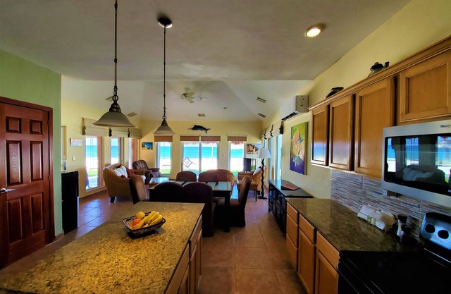 COZUMEL OCEANFRONT BEACH VILLA-Costa Del Sol-Super Fall Specials-LAST MINUTE OK!