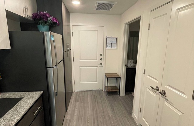 Cozy 1-bedroom apartment with AC, near downtown Phoenix
