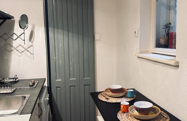 Cozy 1-bedroom condo in enjoyable Budapest with WiFi
