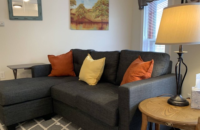 Cozy 1 bedroom.