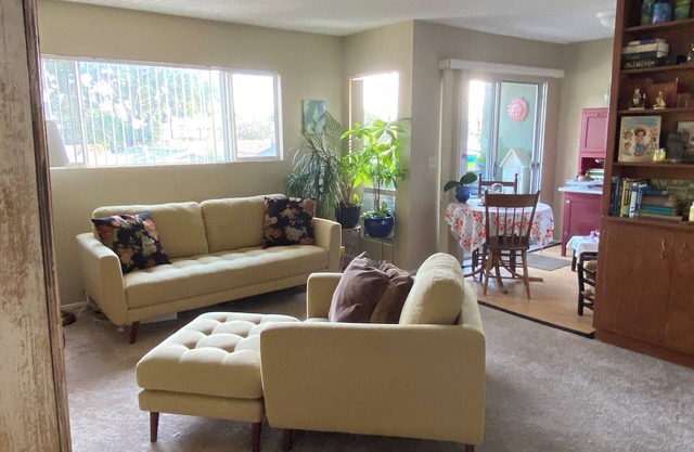 Cozy 1 bedroom with private bath in shared apartment in San Diego.