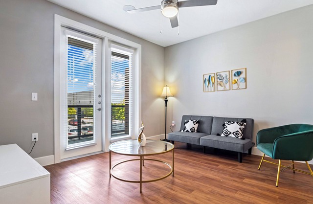 Cozy 1bd 1ba with WiFi and fitness room in charming Fort Worth