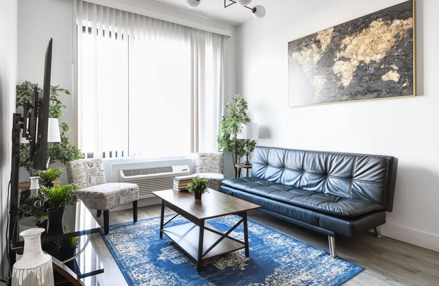 Cozy 1BR next to EWR 2033