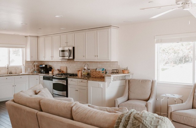 Cozy 2-bedroom condo in welcoming Pismo Beach with WiFi