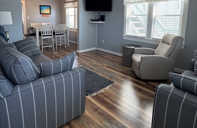 Cozy 2-bedroom family-friendly condo in Downtown OC just steps to the boardwalk.