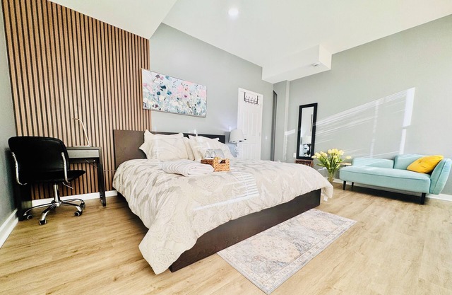 Cozy 2BR apartment 6 min from EWR