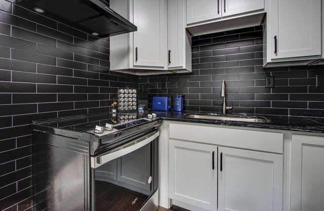 Cozy 2BR Retreat -Quick Drive to Downtown Memphis