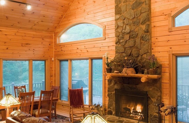 Cozy 3-bedroom cabin sitting within feet of the West Branch of the Delaware