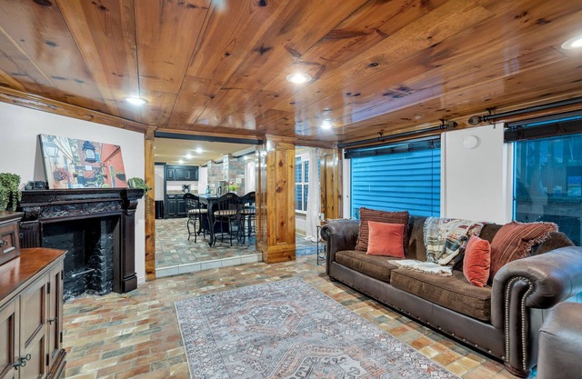 Cozy 3BR Near Bayou St. John – Mid-City NOLA Charm