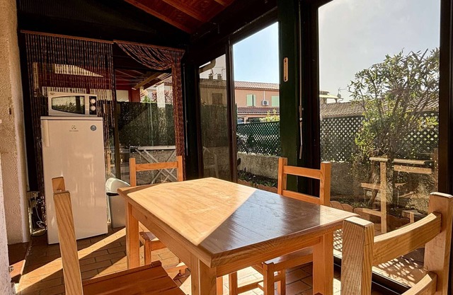 Cozy 4-Room House for 6 in Argelès-sur-Mer, Near Beach, Terrace, Parking, and Modern Amenities