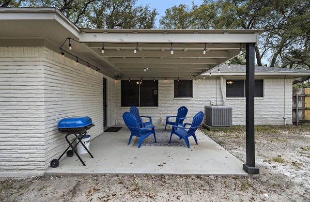 Cozy 4BR Baytown House: Perfect for Families!