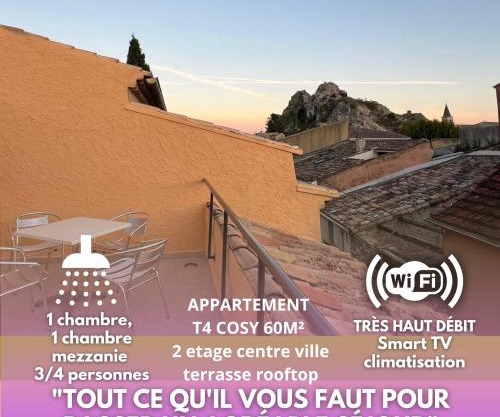 Cozy 60M T4 duplex avec terrasse roof-top