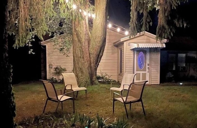 Cozy and Clean. Perfect for couples and small families!