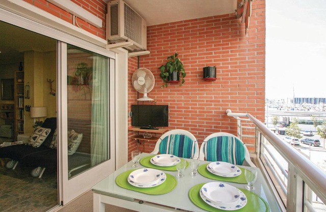 Cozy Apartment In Santa Pola With Wifi