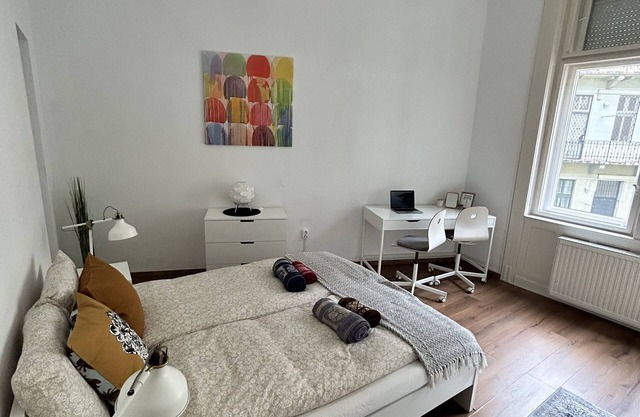 Cozy apartment in the center of Budapest - Parking available on the street