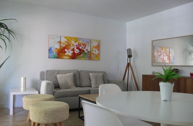 Cozy beach apartment in the heart of Key Biscayne