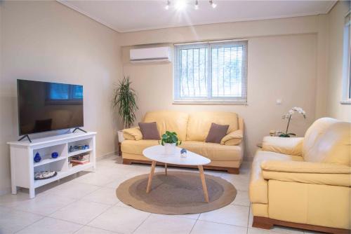 Cozy Beach Home Near Pristine Sea w/Free Netflix
