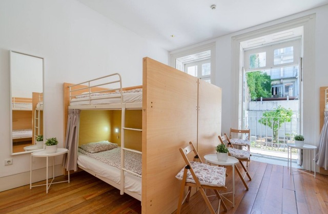 Cozy Bed in Dorm by Porto Lounge Hostel (1)