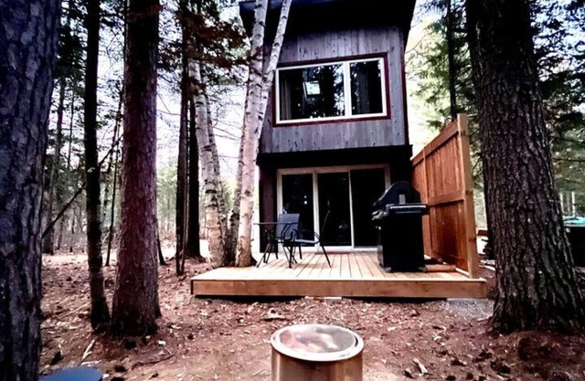 Cozy cabin on Oxtongue River; Heron Cottage