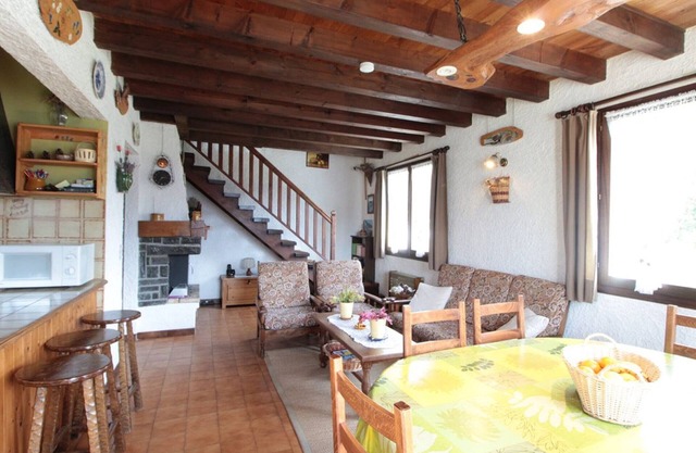 Cozy Chalet 6p, 2BR, Near Ski Lifts, Garage, South-West Terrace