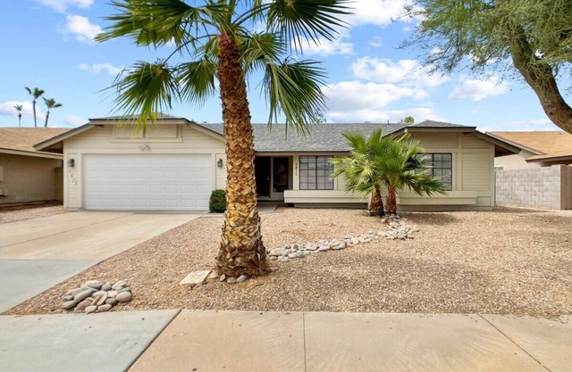 Cozy Chandler Home - Your Private Getaway