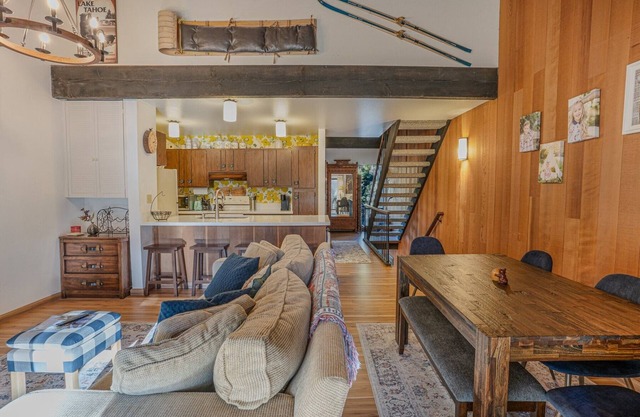 Cozy Condo with Bonus Alcove, 1 Mile to N*Star
