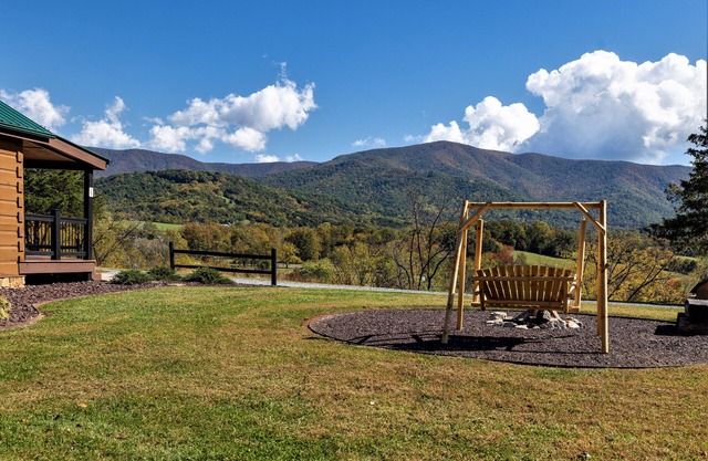 Cozy Couples Mountain Log Cabin #5 Hot Tub Stone Fireplace LURAY Shenandoah Park