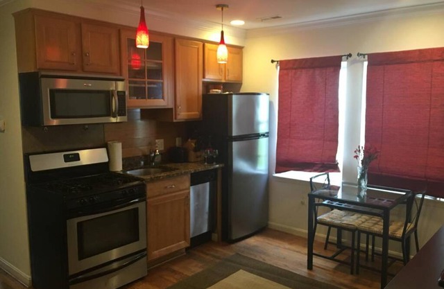 Cozy DC Condo in Brookland