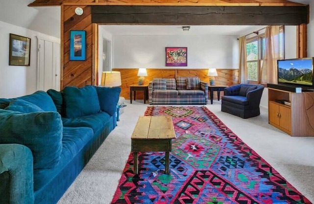 Cozy Dillon Mountain Apartment: Deck and Fire Pit
