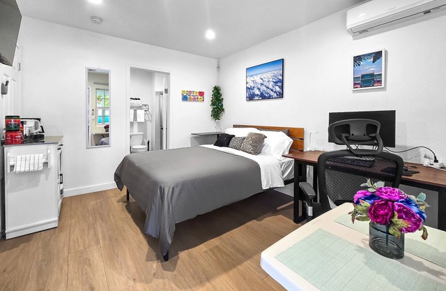 Cozy Downtown San Jose Suite Private Entry Private Bath SJSU + AC