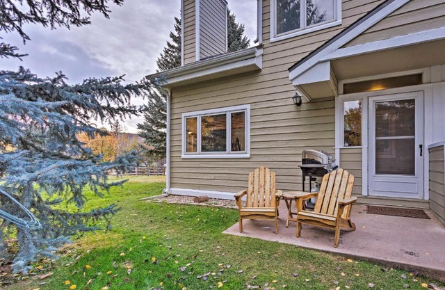 Cozy Edwards Townhome 6 Mi to Beaver Creek!