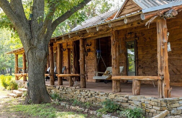 Cozy Farmhouse Escape, Thrilling Skeet Shooting