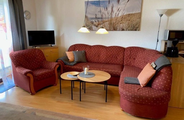 Cozy feel-good oasis for a perfect time-out + pool + sauna + beach within walking distance
