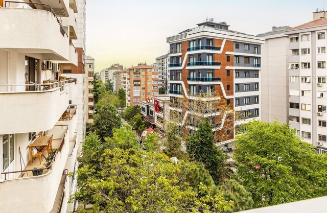 Cozy Flat Near Bagdat Avenue in Central Suadiye