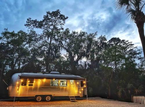 Cozy & Fun Airstream Camper Near Downtown & Beach