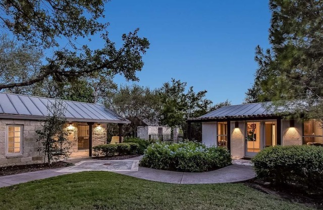 Cozy Garden House on a 7-Acre Private Estate