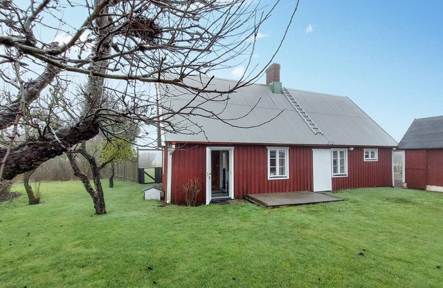 Cozy home in Förslöv with WiFi