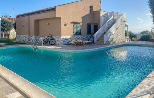 Cozy Home In Marina Di Ragusa