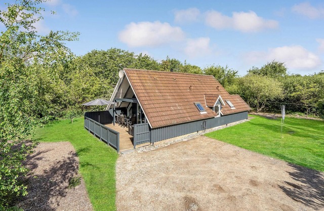 Cozy home in Rømø with sauna