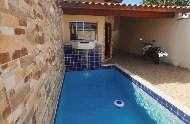 Cozy house with pool in California Itanhaém.