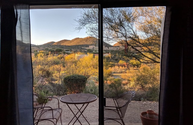 Cozy in the Quiet Canyon, Cloud 9 Golf, KING Bed View