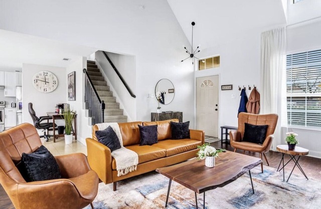 Cozy, LUXE Home Near DFW Airport + Fire Pit
