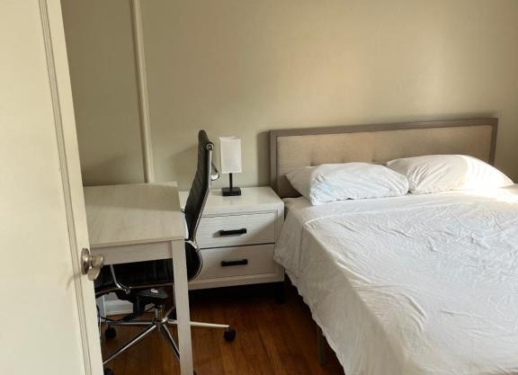 Cozy Modern Condo