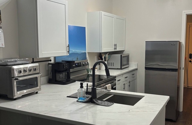 Cozy new build, 2-bedroom house in Celina