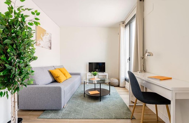 Cozy Penthouse with swimming pool and parking-A-CASTELL