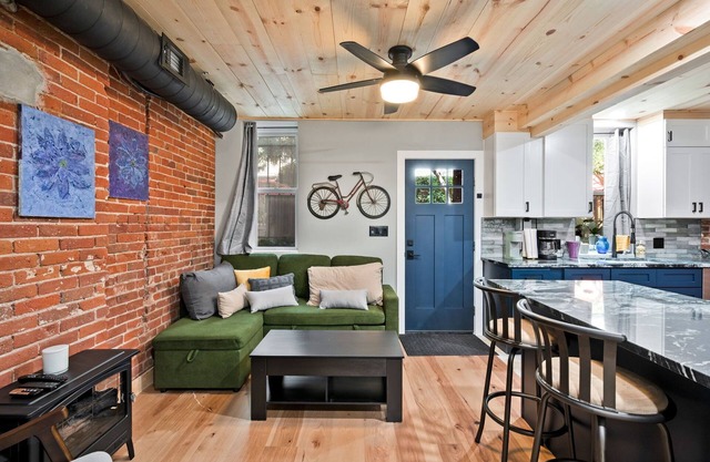 Cozy Retreat in Downtown Denver