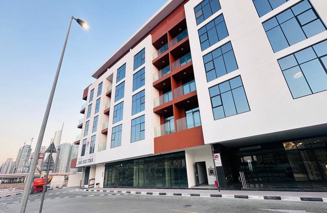 Cozy Retreat Near Burj Views