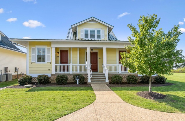 Cozy River 3 Bedroom Family Cottages